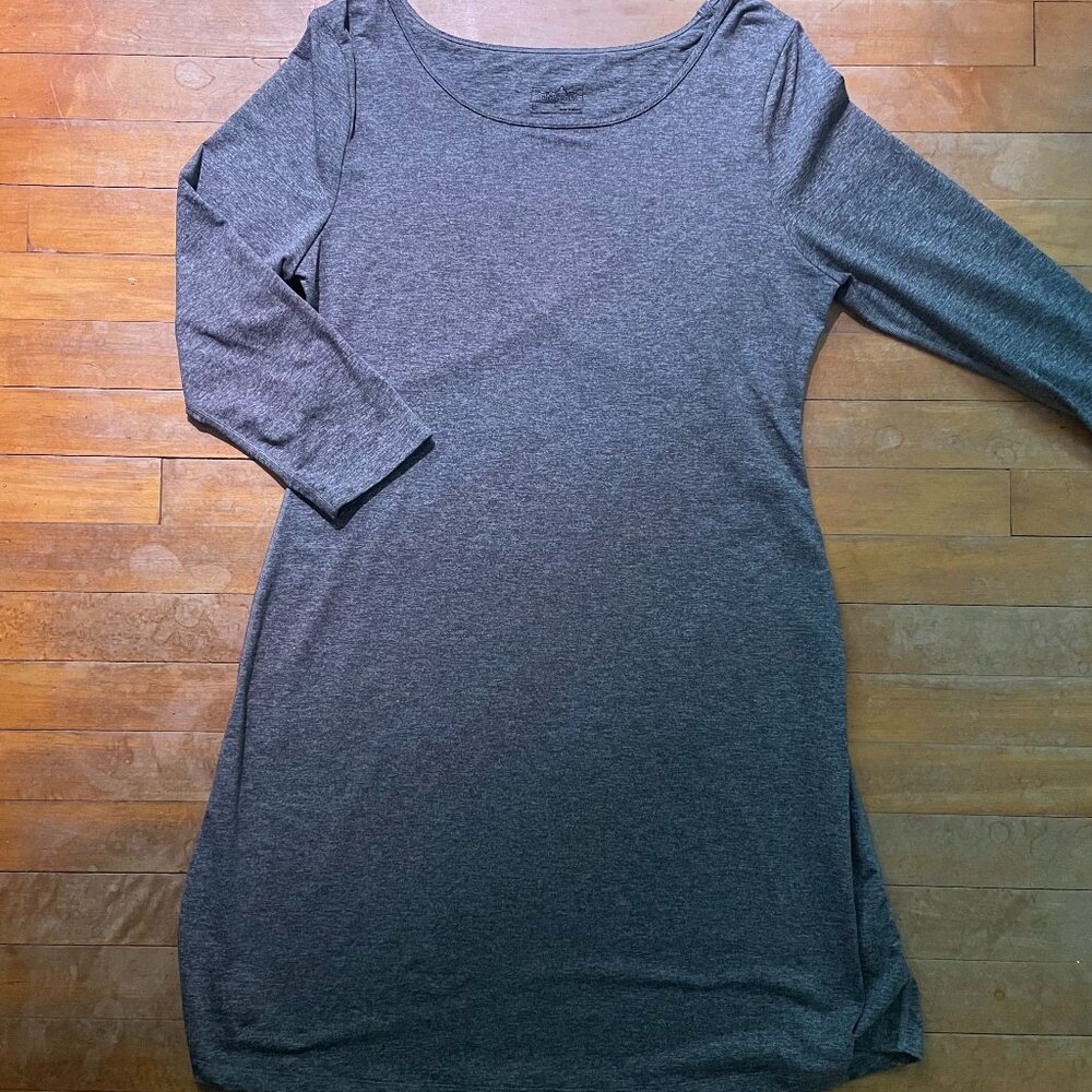 Patagonia Quarter Sleeve Dress~Grey~Size Large~perfect